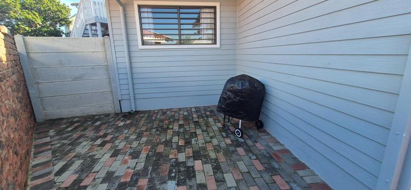 To Let 2 Bedroom Property for Rent in Dana Bay Western Cape